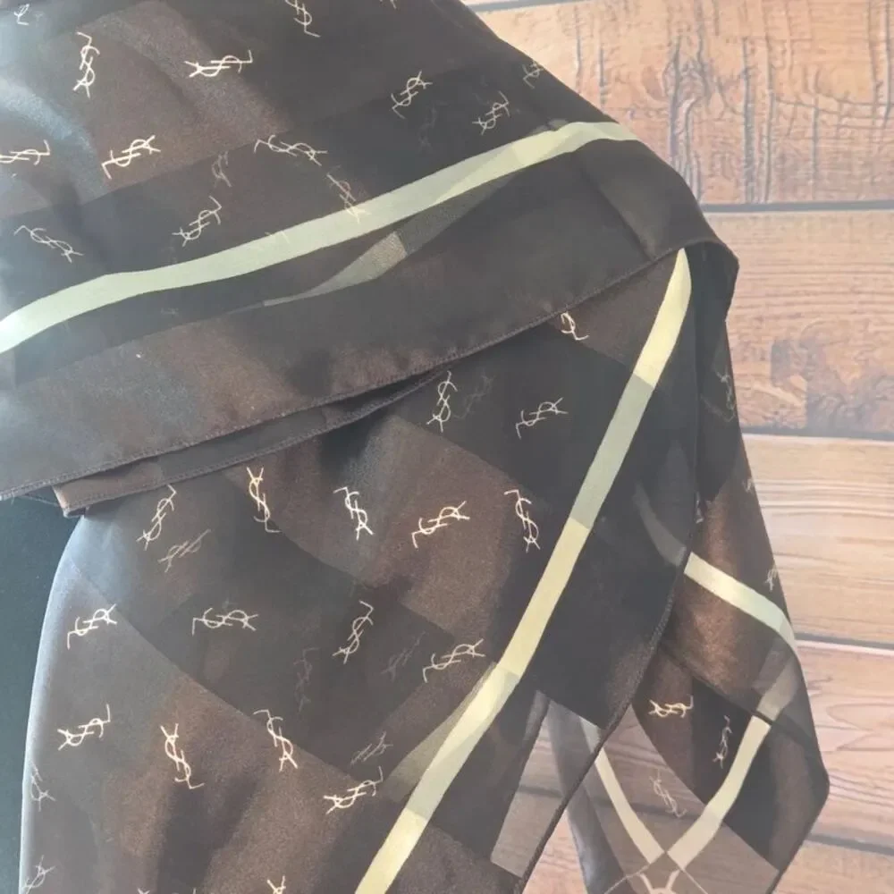 Yves Saint Laurent dimensions 37x37